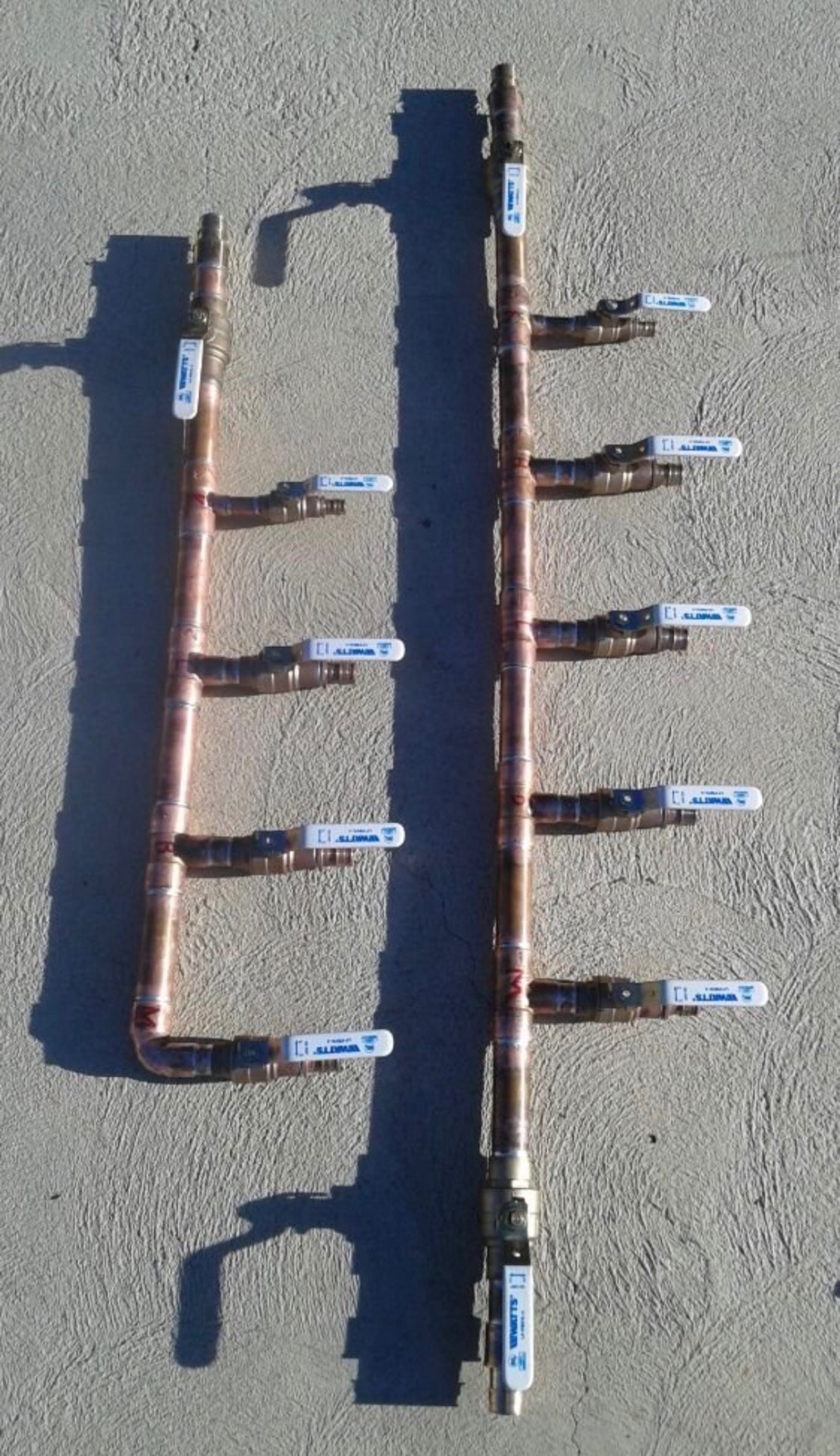 Manifold Pair — Hot & Cold — Elite Plumbing Bakersfield